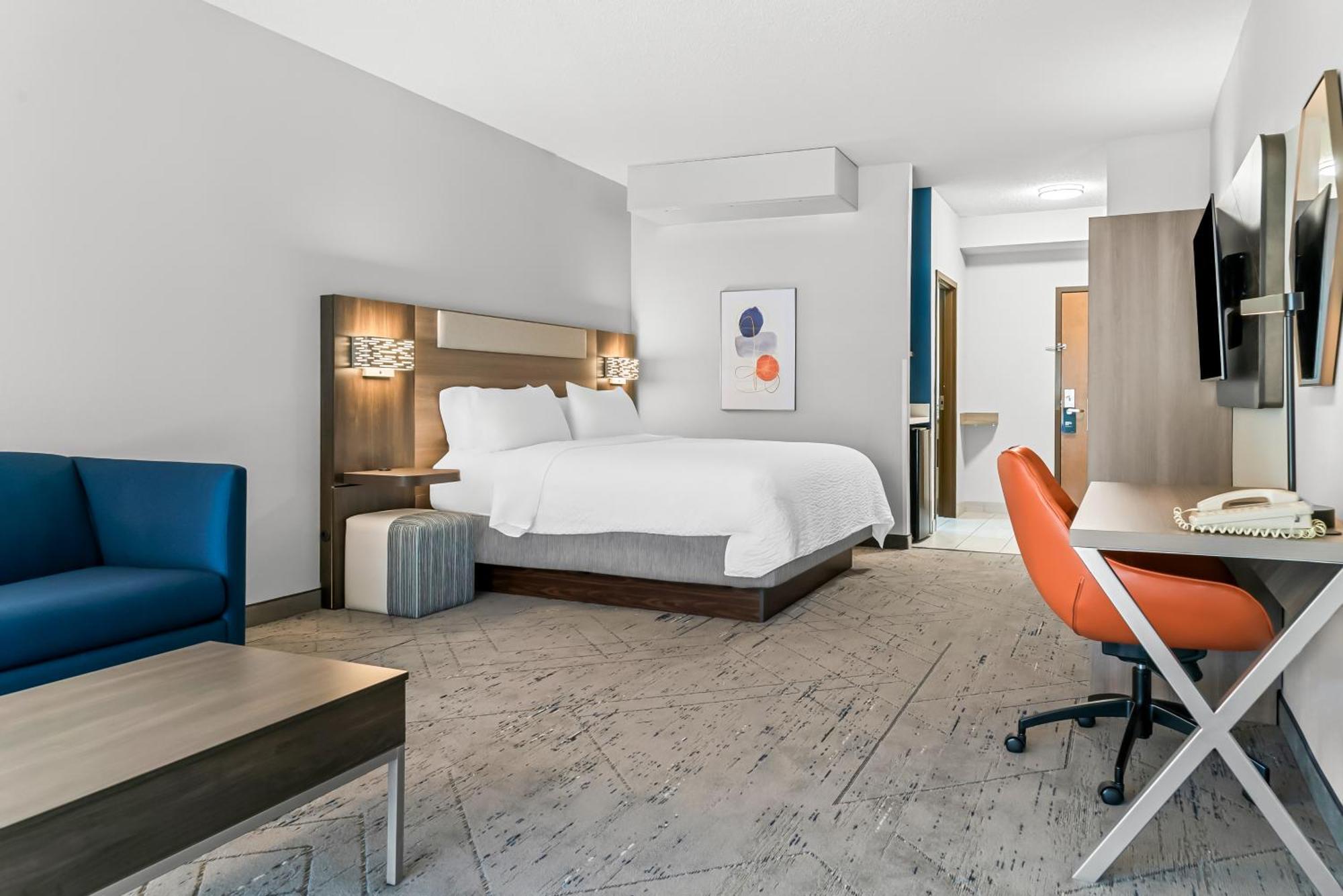 Holiday Inn Express & Suites - Detroit Northwest - Livonia By Ihg Exterior foto